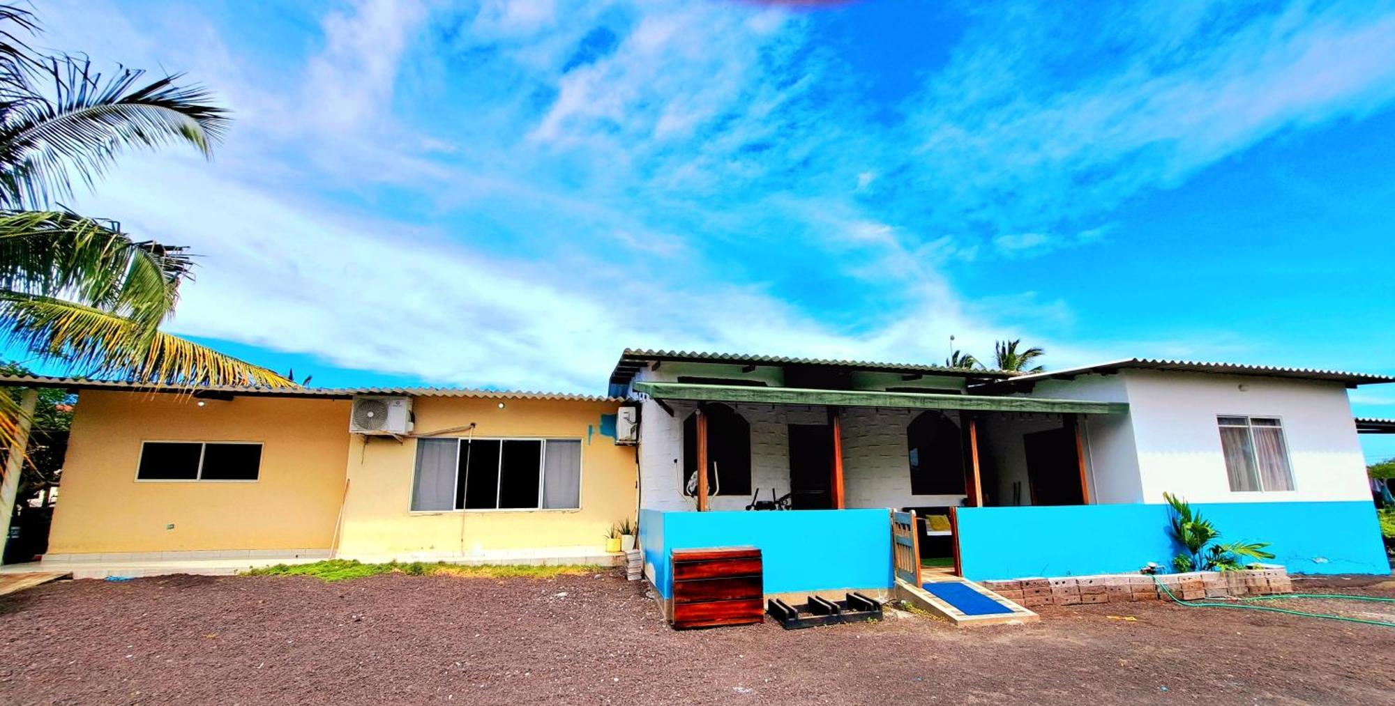 Hospedaje Maen Puerto Villamil Exterior photo